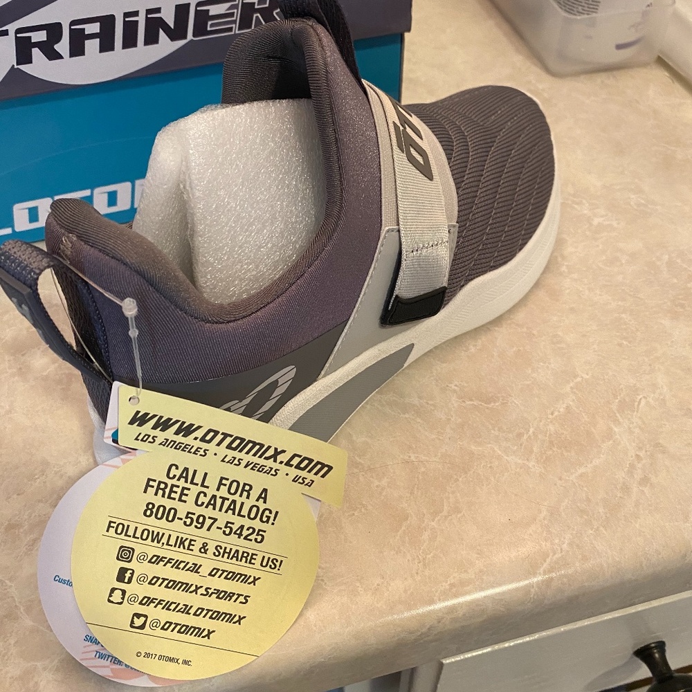 Women’s Otomix training shoes size 7